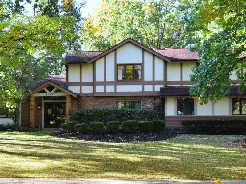 25436 Halburton Road, Beachwood, OH 44122 Photo 1