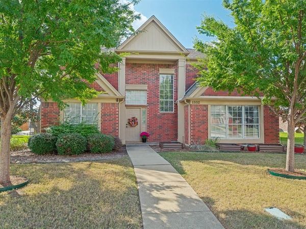 1332 Old Barn Lane, Lewisville, TX 75067