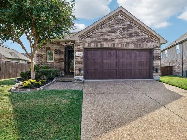 816 Wiltshire Boulevard, Lewisville, TX 75056