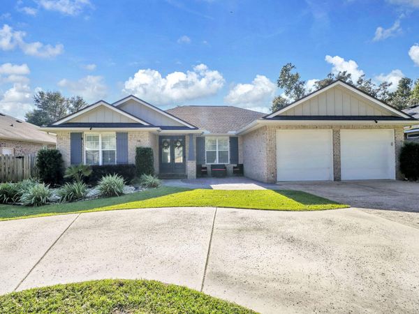 38 SE Pryor Road, Fort Walton Beach, FL 32548