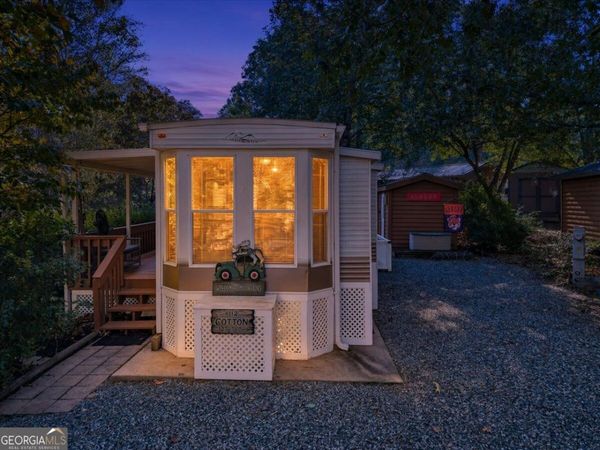 12 Tip Top Circle, Cleveland, GA 30528