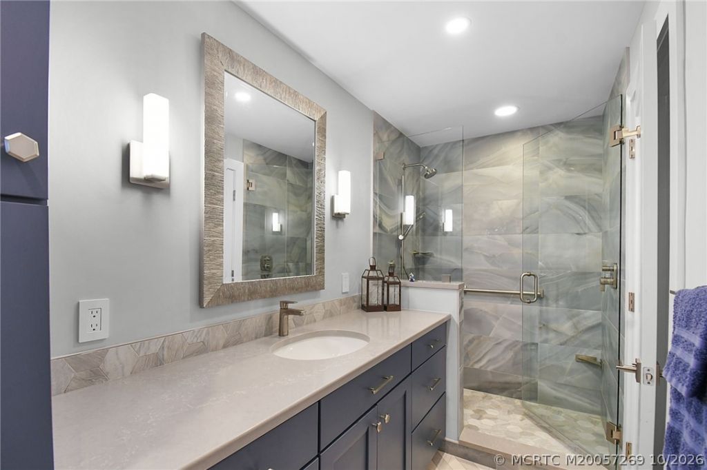 3392 NE Causeway Boulevard , Unit 403, Jensen Beach, FL 34957 Photo
