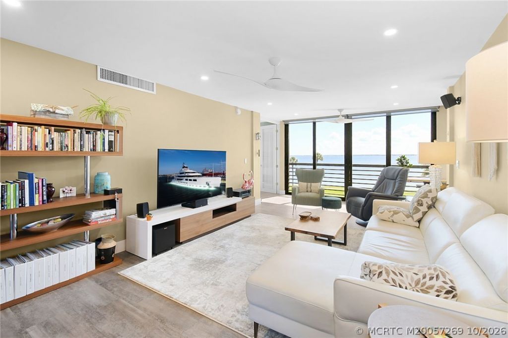 3392 NE Causeway Boulevard , Unit 403, Jensen Beach, FL 34957 Photo