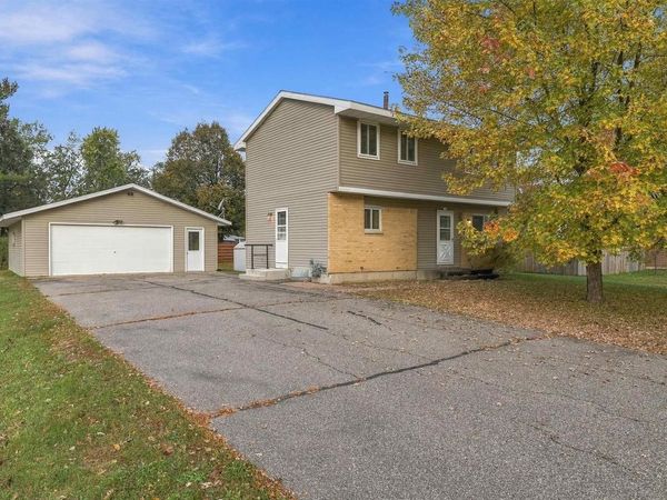 3298 LINDBERGH AVENUE, Stevens Point, WI 54481