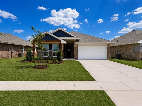 7616 Windstone Drive, Oklahoma City, OK 73132