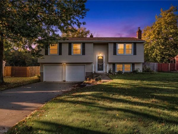 22266 Lorraine Drive, Strongsville, OH 44149