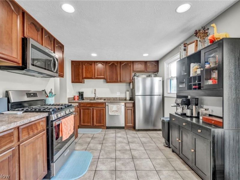 22266 Lorraine Drive, Strongsville, OH 44149 Photo 18
