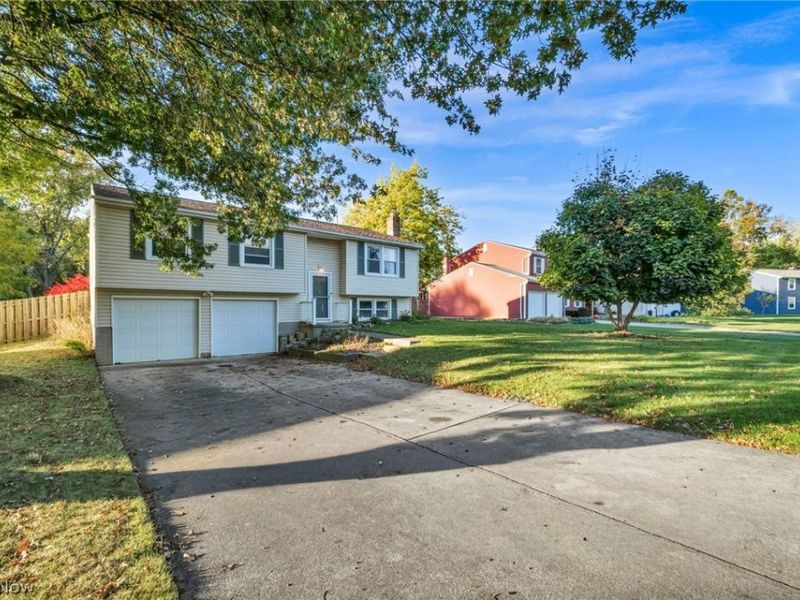 22266 Lorraine Drive, Strongsville, OH 44149 Photo 4