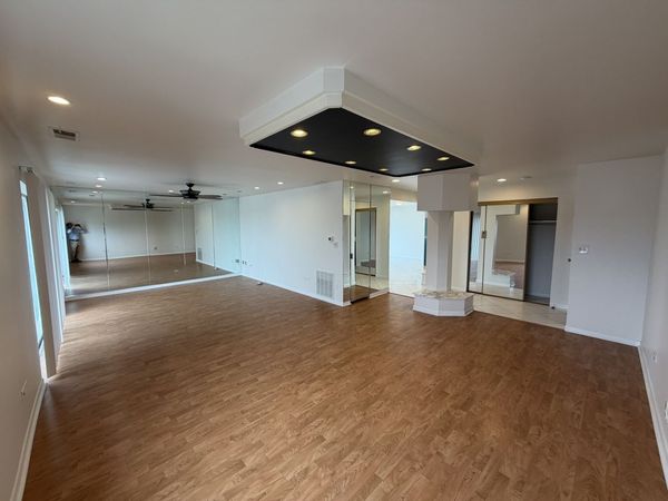 2310 N Harlem Avenue, Unit 804, Elmwood Park, IL 60707