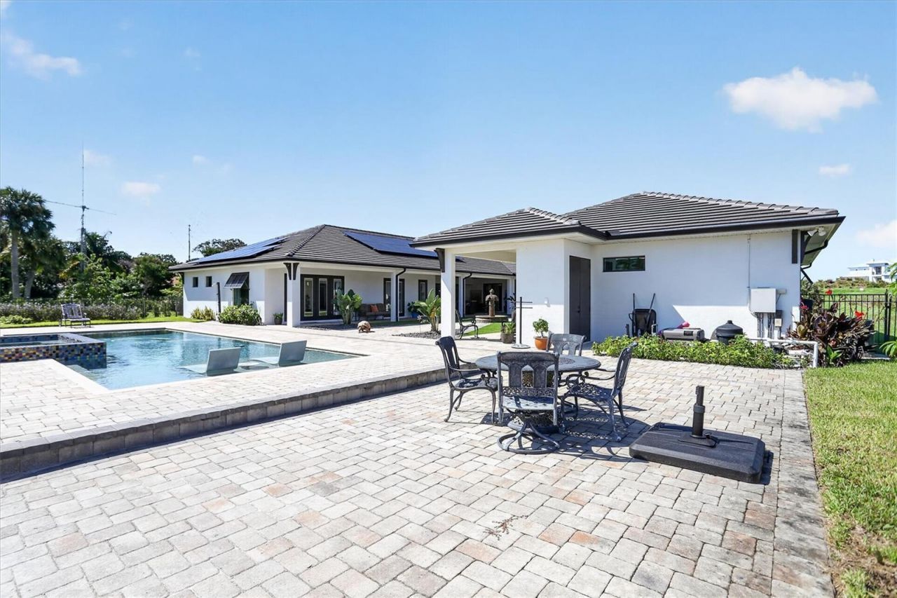 5140 Del Sol Drive, Merritt Island, FL 32952 Photo