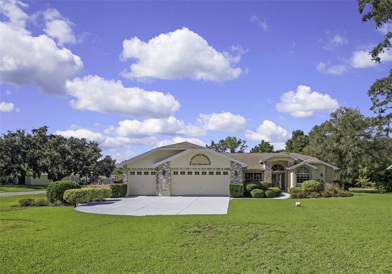 75 W Cypress Boulevard, Homosassa, FL 34446 Photo