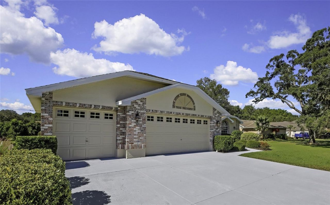 75 W Cypress Boulevard, Homosassa, FL 34446 Photo