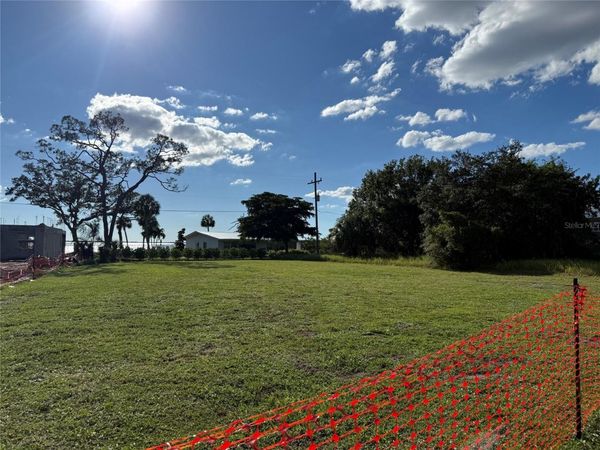 7510 WESTMORELAND DRIVE , SARASOTA, FL 34243