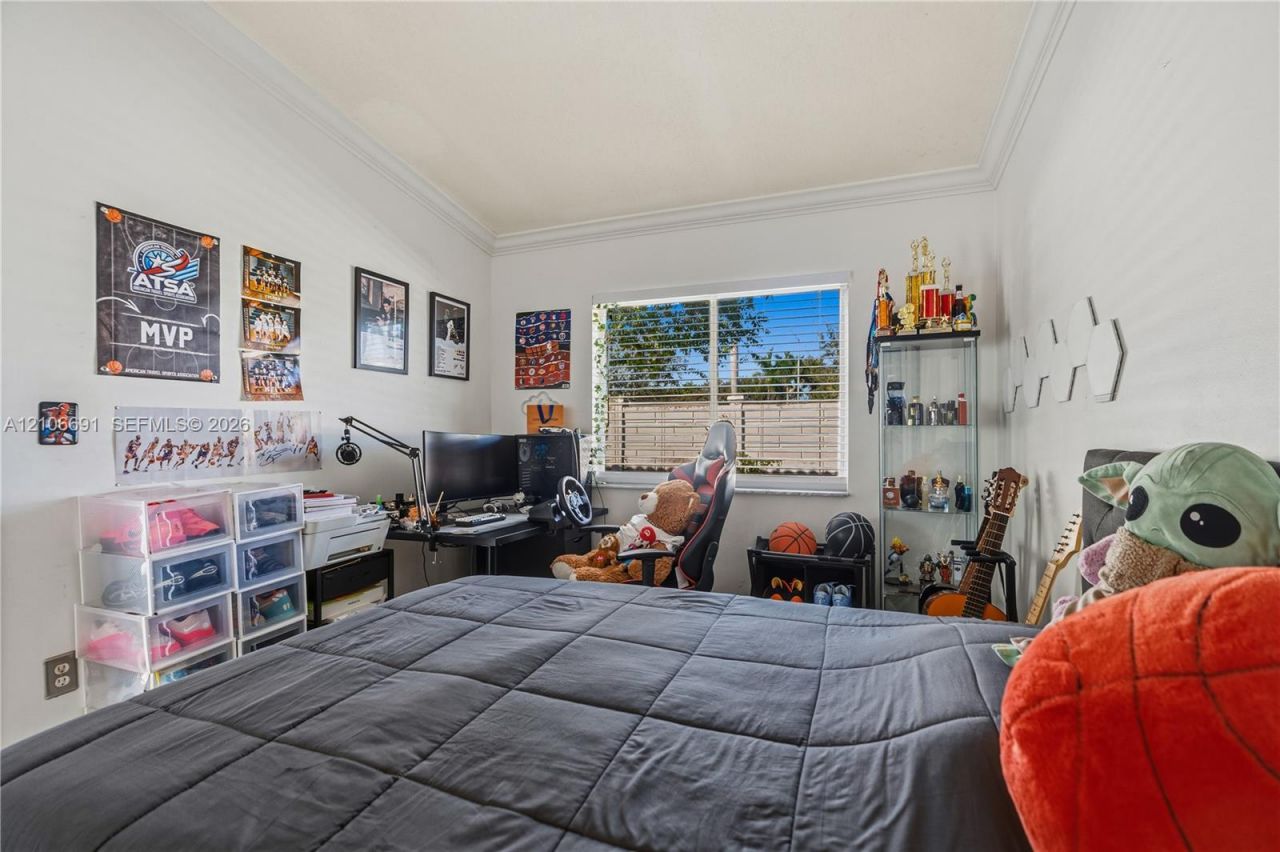 3355 W 68th St, Unit 128, Hialeah, FL 33018 Photo