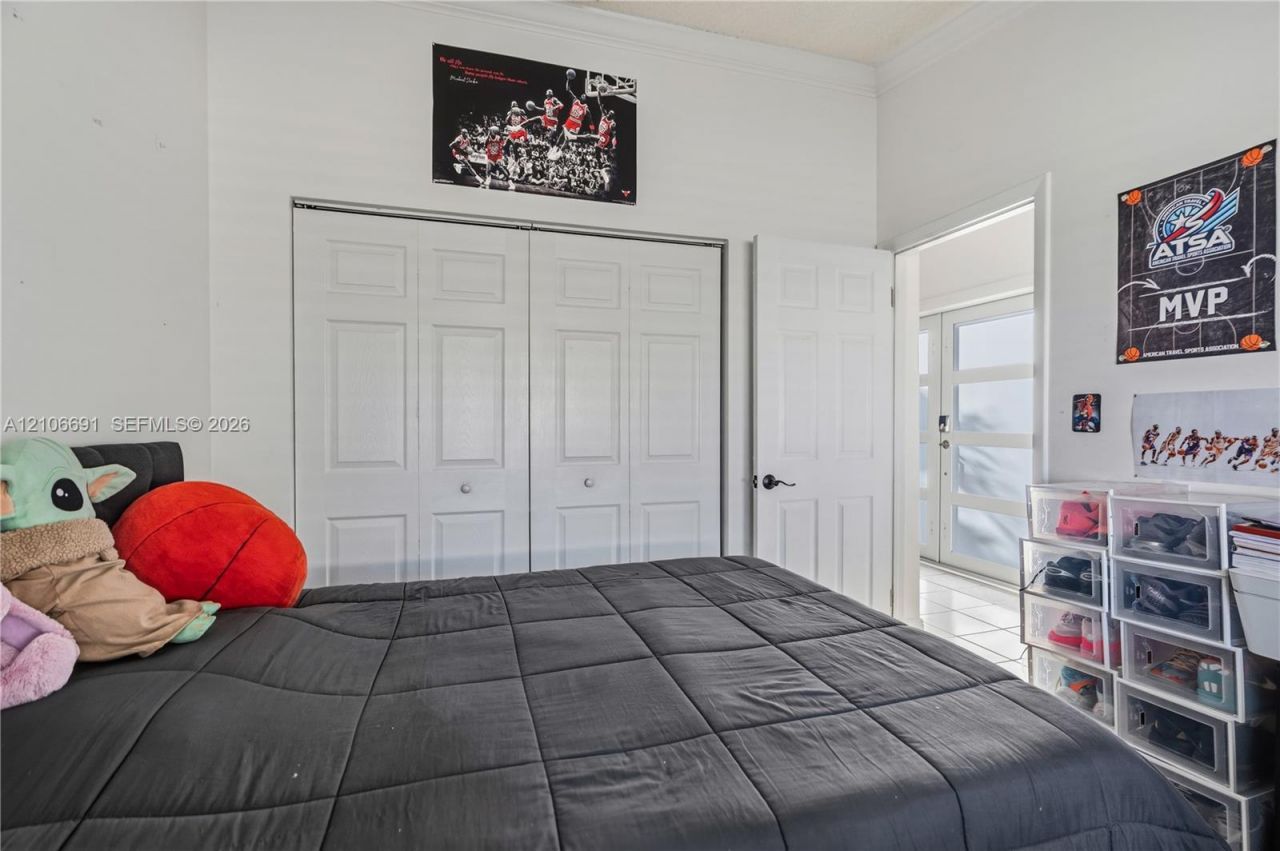 3355 W 68th St, Unit 128, Hialeah, FL 33018 Photo