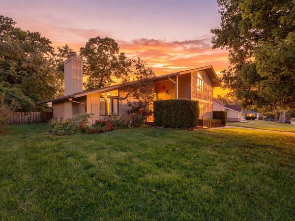 3940 43rd Street , Des Moines, IA 50310