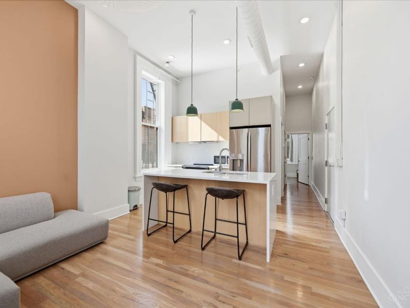 915 Vine Street, Unit 203, Cincinnati, OH 45202 Photo 8