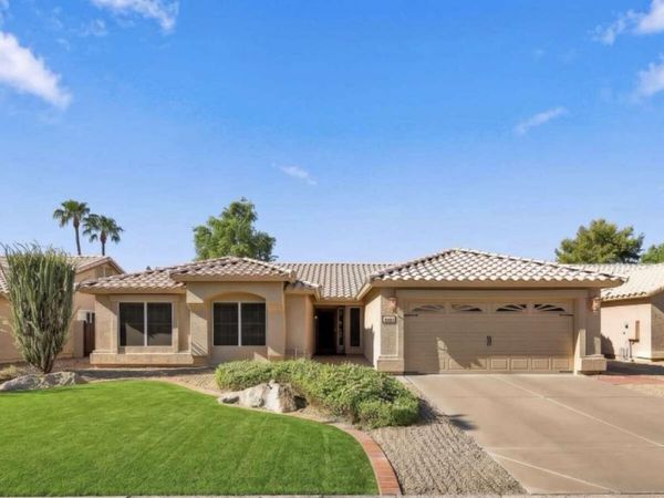 6401 W IRMA Lane, Glendale, AZ 85308