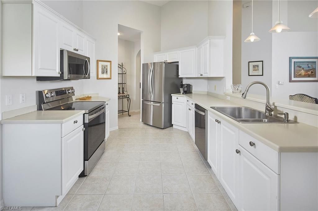 6275 Wilshire Pines Cir, Unit 1008, Naples, FL 34109 Photo