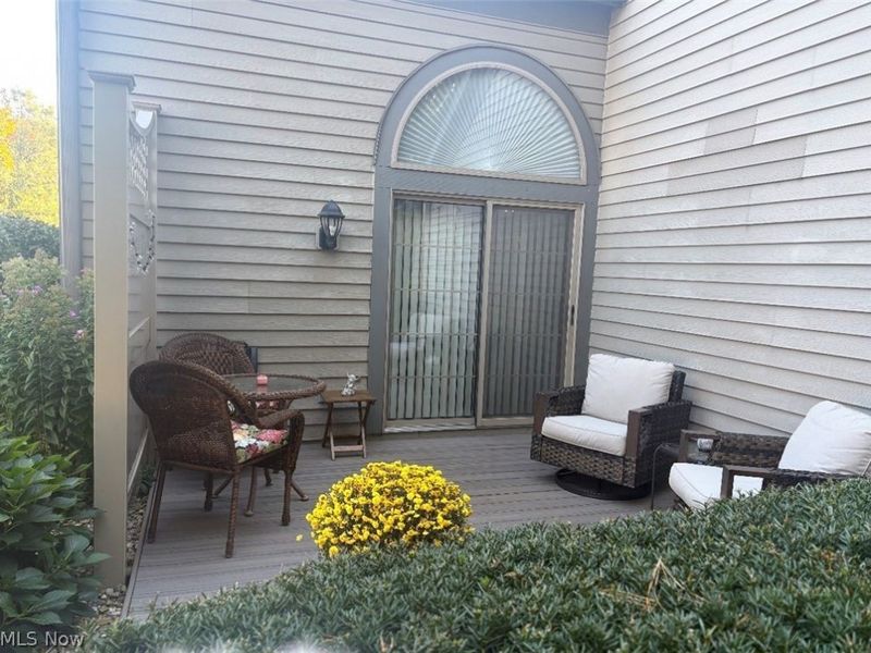 371 N Bayshore Drive, Unit 6, Columbiana, OH 44408 Photo 5