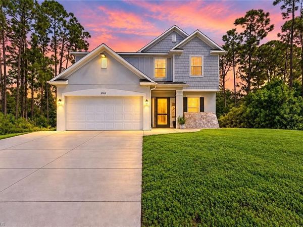 3702 3rd ST SW, LEHIGH ACRES, FL 33976