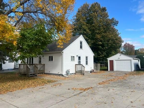 611 S Swift Avenue, Litchfield, MN 55355