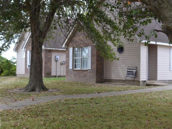 228 Ambrea, Trumann, AR 72472