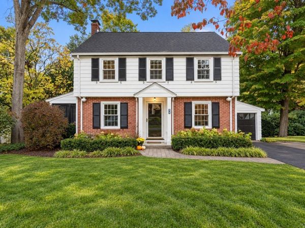 11 Martin Rd, Wellesley, MA 02481