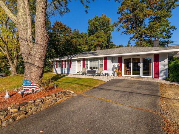 5 Caroline Drive, Bellingham, MA 02019