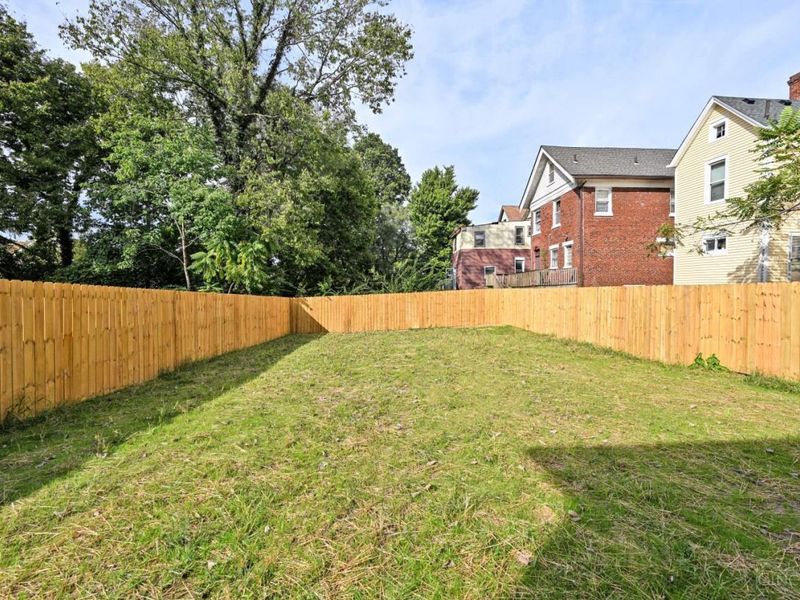 1814 Hewitt Avenue, Cincinnati, OH 45207 Photo 43