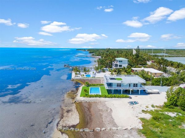 57652 Overseas Hwy , Marathon, FL 33050