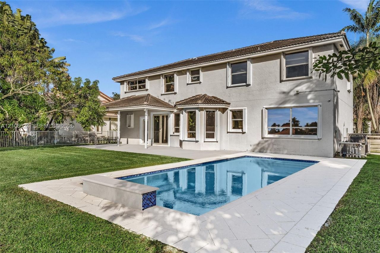 2048 NW 126th Ave , Pembroke Pines, FL 33028 Photo