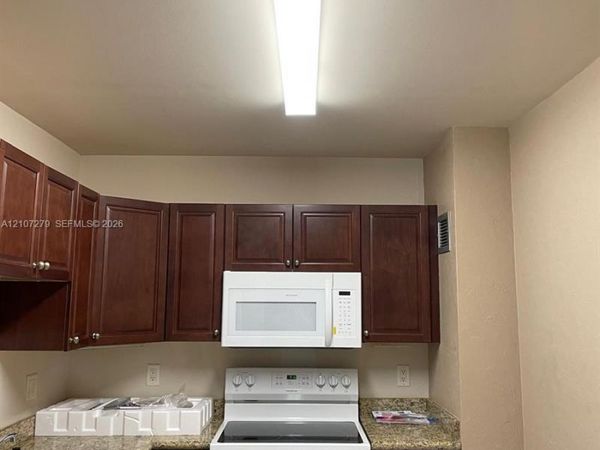 20100 W Country Club Dr , Unit 601, Aventura, FL 33180