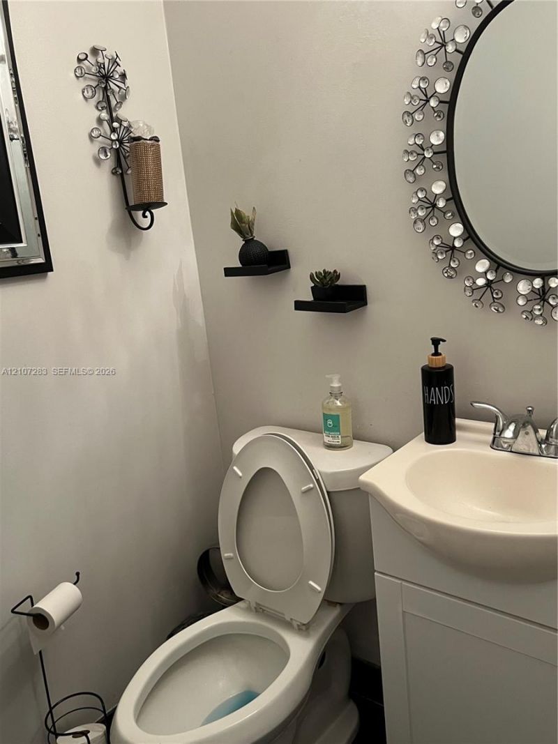 3301 Raleigh St, Unit 4E, Hollywood, FL 33021 Photo