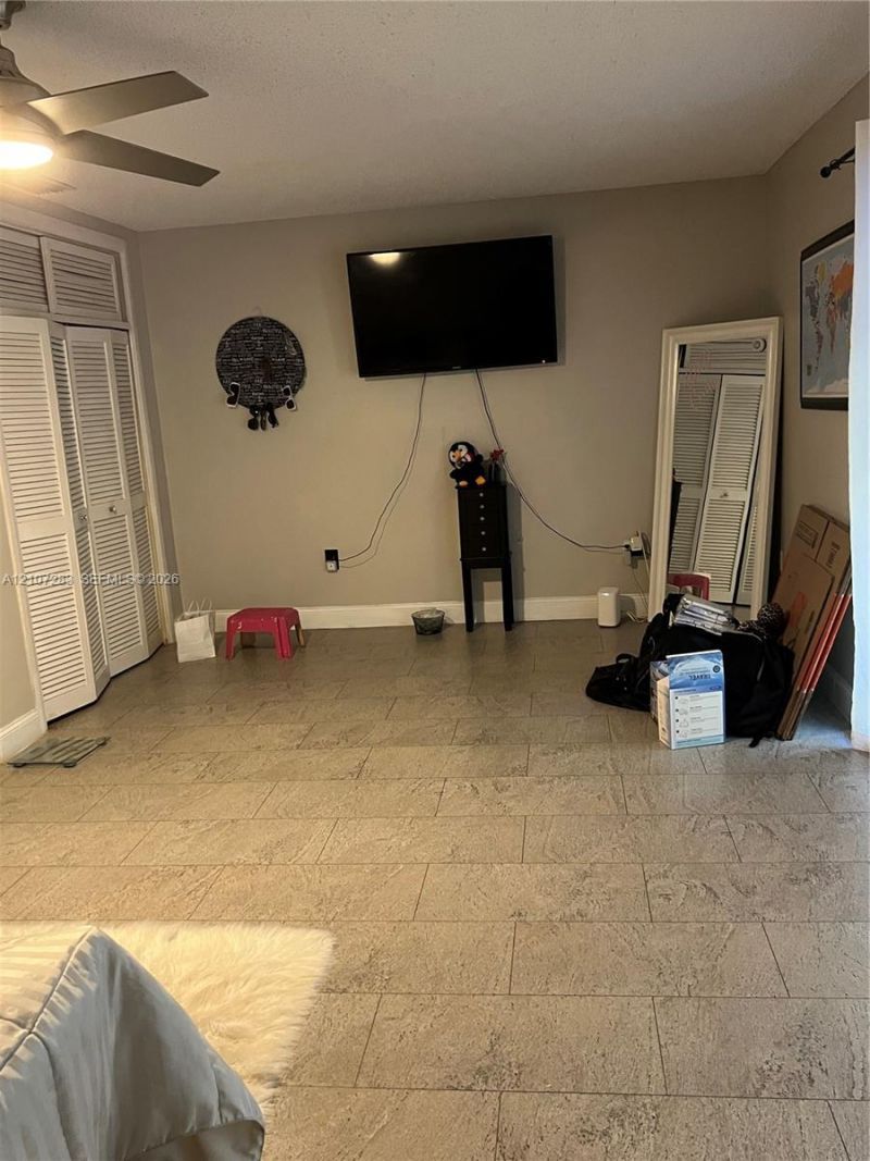 3301 Raleigh St, Unit 4E, Hollywood, FL 33021 Photo