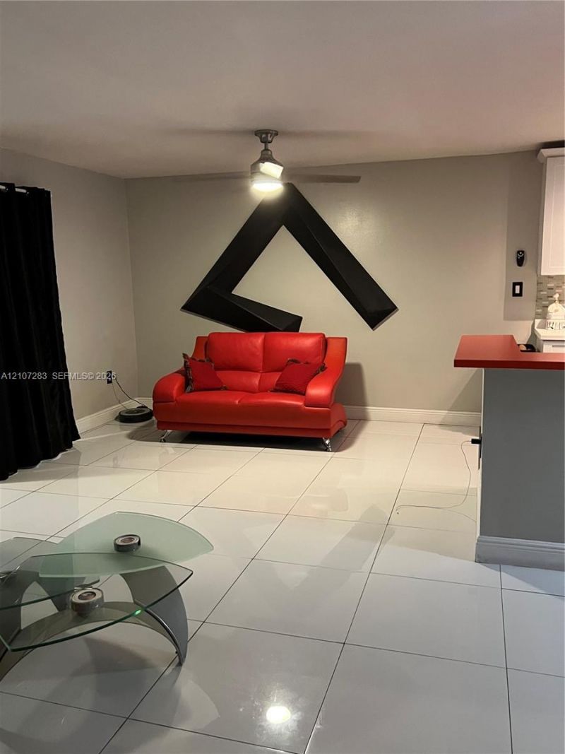 3301 Raleigh St, Unit 4E, Hollywood, FL 33021 Photo