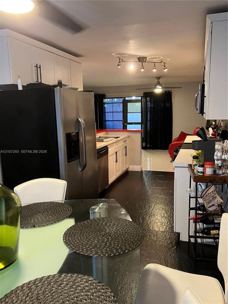 3301 Raleigh St, Unit 4E, Hollywood, FL 33021 Photo