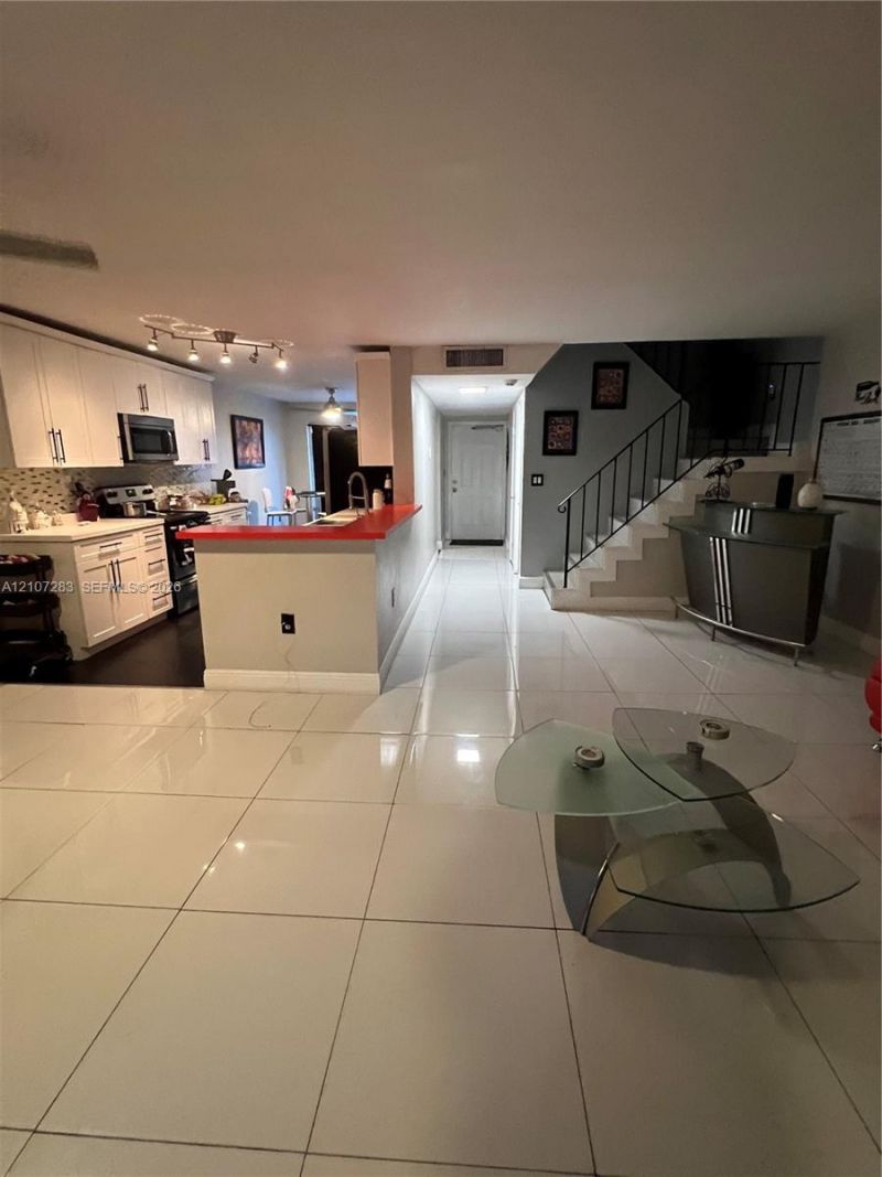 3301 Raleigh St, Unit 4E, Hollywood, FL 33021 Photo