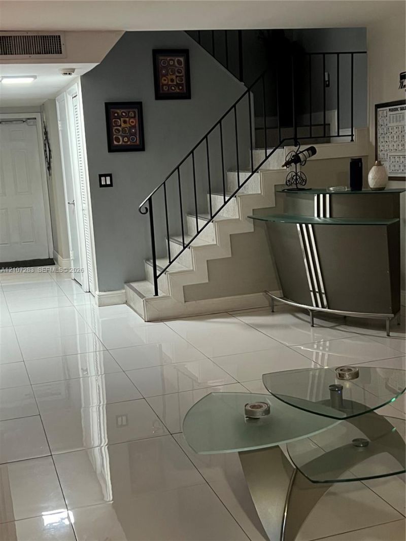 3301 Raleigh St, Unit 4E, Hollywood, FL 33021 Photo