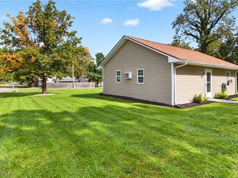 6195 Ethel Avenue, Elyria, OH 44035 Photo 22