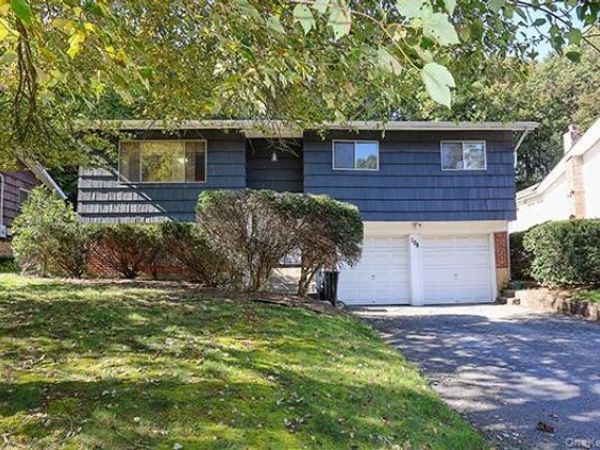 108 Sugar Toms Lane , East Norwich, NY 11732