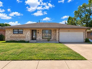 8642 Barclay Street, Dallas, TX 75227