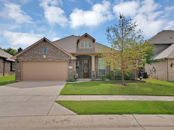 8716 Timber Ridge Drive , Aubrey, TX 76227