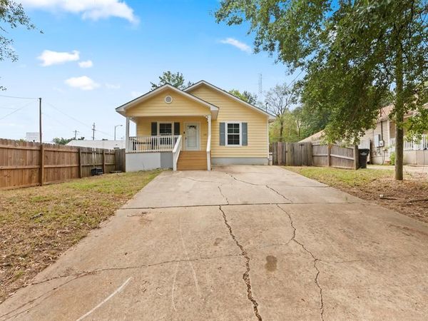 205 Lomond Avenue , Longview, TX 75601