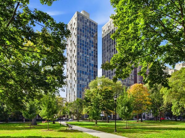 345 W Fullerton Parkway, Unit 1701, Chicago, IL 60614