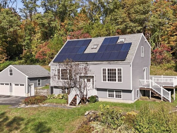 588 Main St, West Newbury, MA 01985
