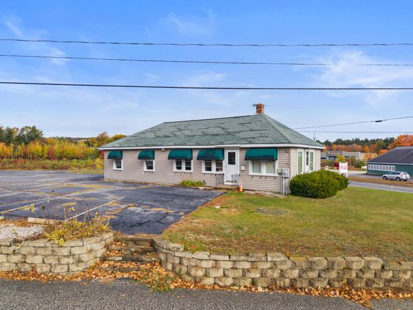 4 Pigeon Hill Road , Mechanic Falls, ME 04256