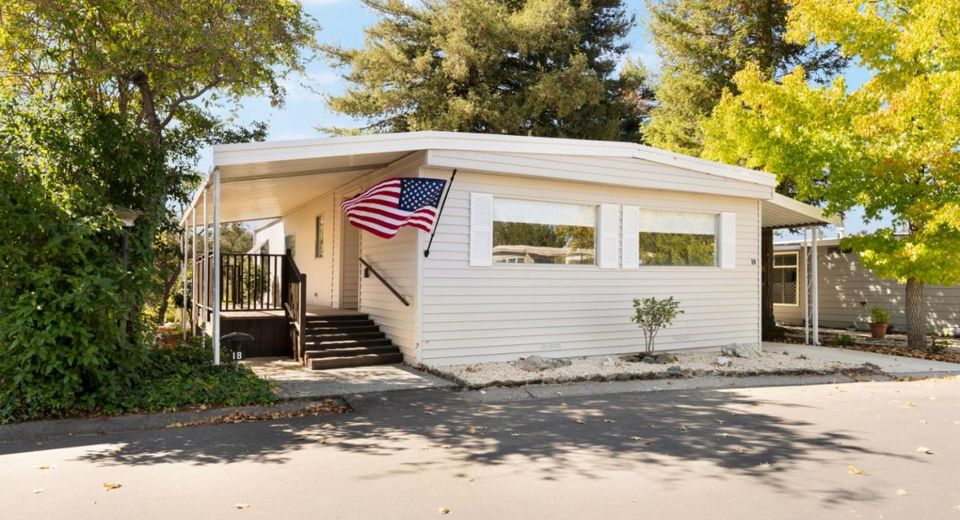 3765 Grass Valley Hwy #18, Auburn, CA 95602 Photo
