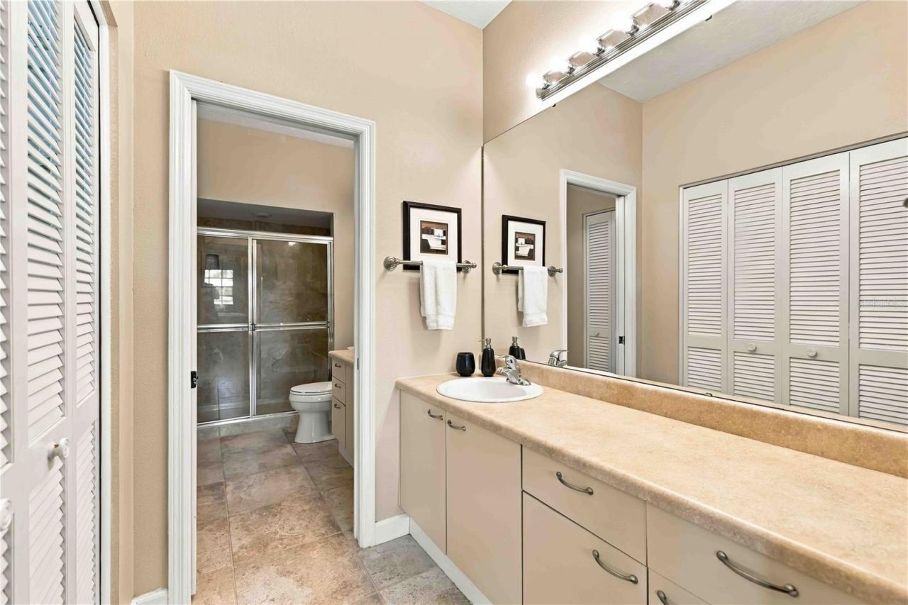 5480 Hampstead Heath, Unit 14, Sarasota, FL 34235 Photo