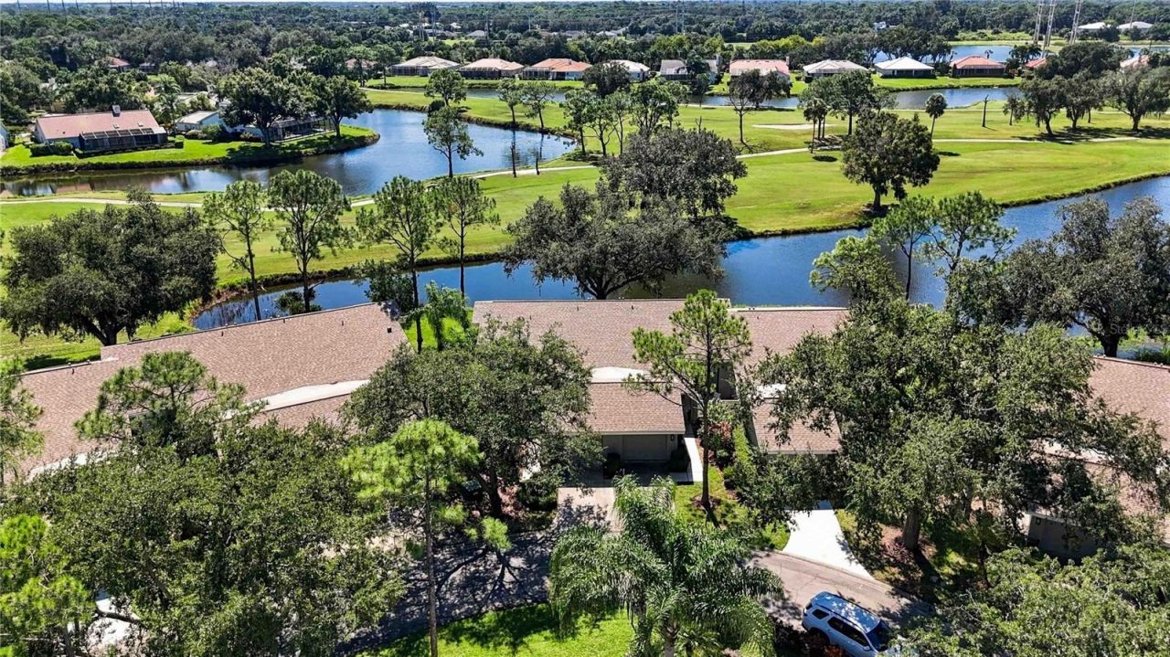 5480 Hampstead Heath, Unit 14, Sarasota, FL 34235 Photo